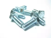 [commerce_product_variation:title]