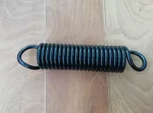 00170210 Пружина розтягання д. 4 х 200 Horsch