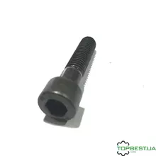 19M8211 Болт John Deere 19M8211 Болт John Deere