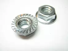 [commerce_product_variation:title]