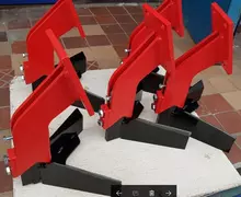 AC805065 Комплект для модернізації захисного дефлектора рядків HD Kverneland