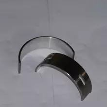 J945931 К-Т (2 шт.) вкладишiв корiнних упорних 025мм New Holland