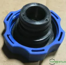 AT310335 Кришка бачка охолоджувальної рідини John Deere
