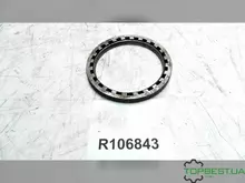 R106843 Кільце John Deere