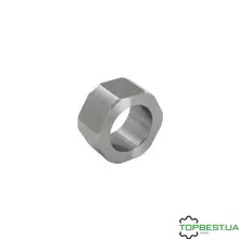 R133871 Втулка шестигранга John Deere