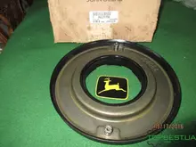 RE225759 Поршень муфти (RE70838) John Deere