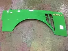RE289213 Боковина капота права John Deere