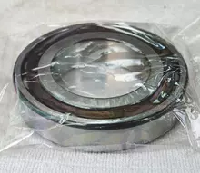 [commerce_product_variation:title]