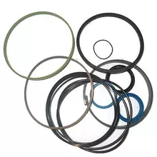 [commerce_product_variation:title]