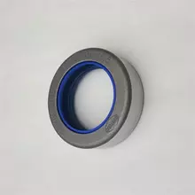 [commerce_product_variation:title]