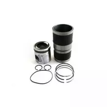 [commerce_product_variation:title]