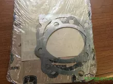 [commerce_product_variation:title]