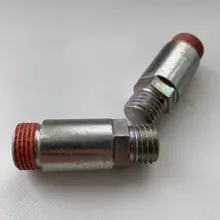 [commerce_product_variation:title]