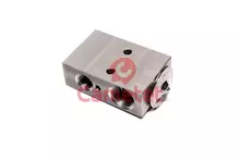 [commerce_product_variation:title]