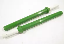 H205319 18557-33 Палець шнеку жатки JOHN DEERE, пластиковий (Cametet)