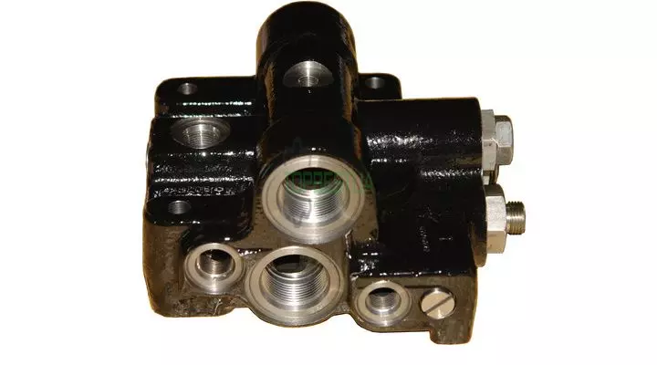 224360A1 Клапан New Holland