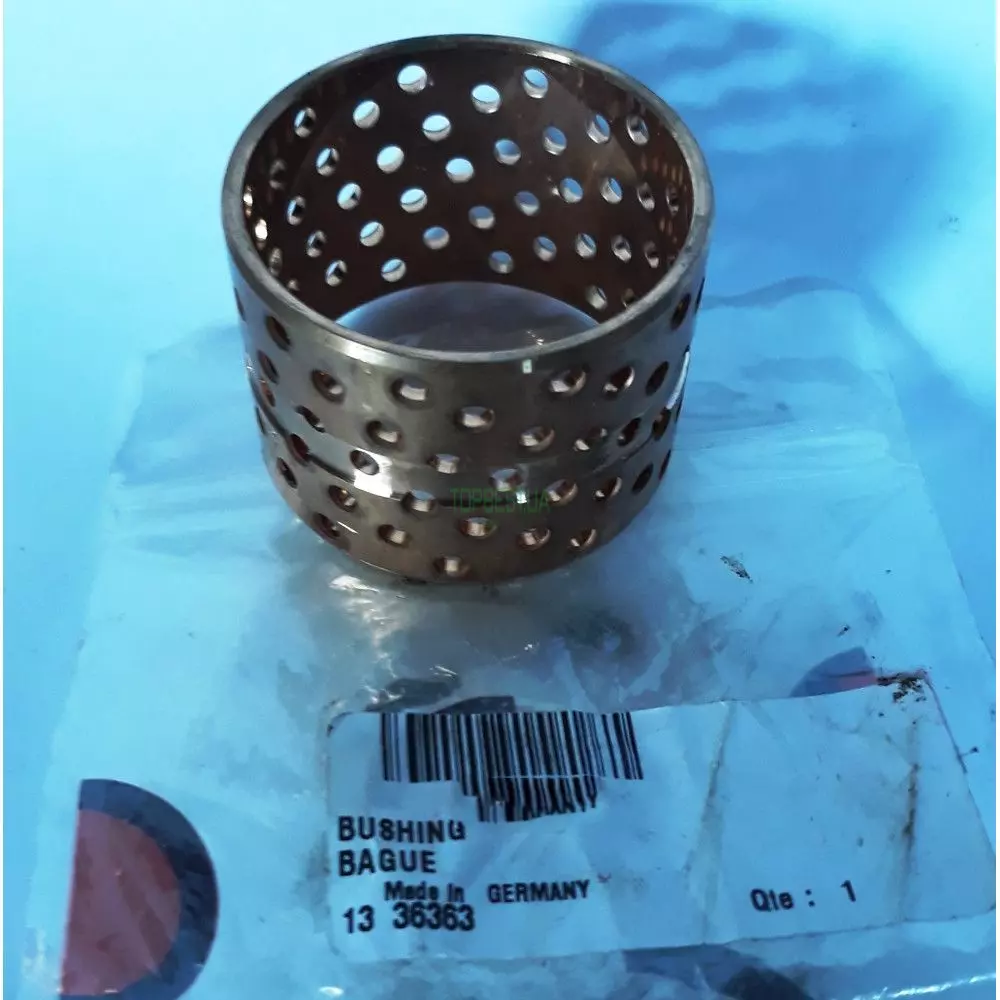 227111 Втулка металева Manitou