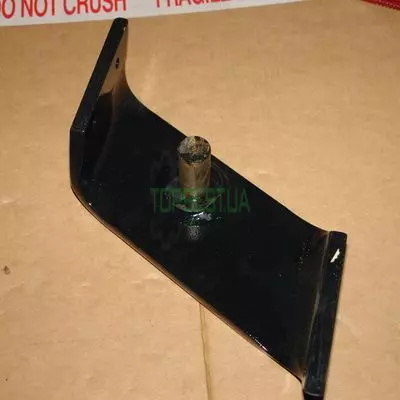 84439331 Кронштейн New Holland