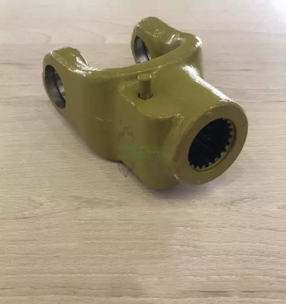 AH232959 Вилка карданного валу John Deere