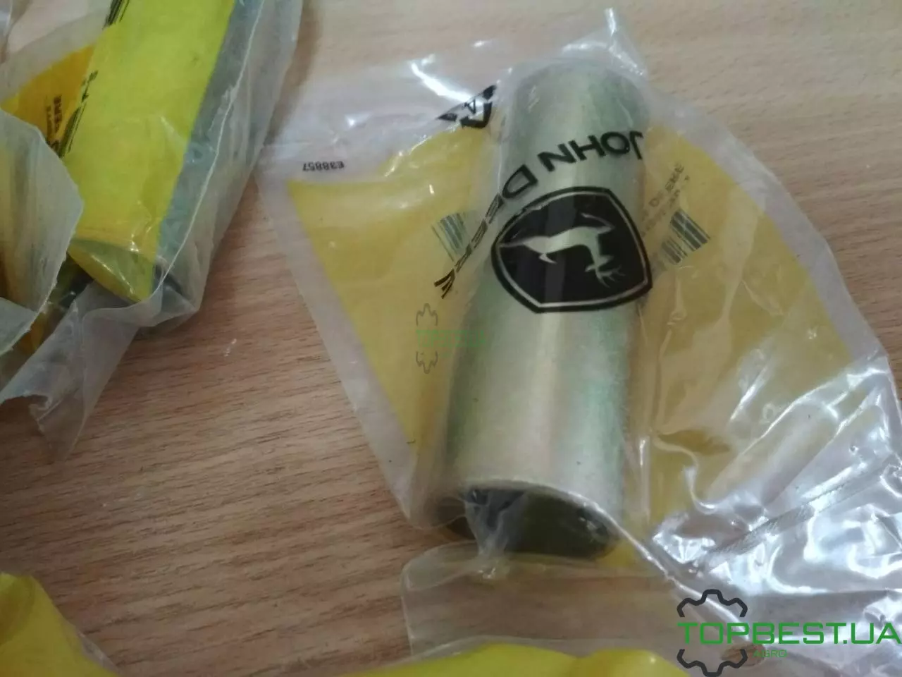 N302269 Втулка John Deere