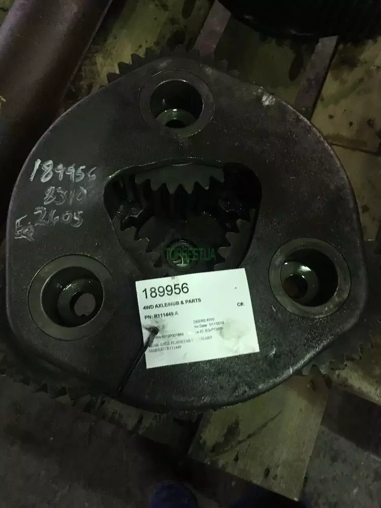 R111449 Водило John Deere