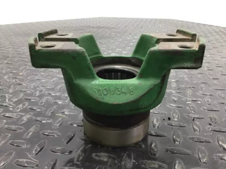 R120768 Вилка шарніра універсальна John Deere