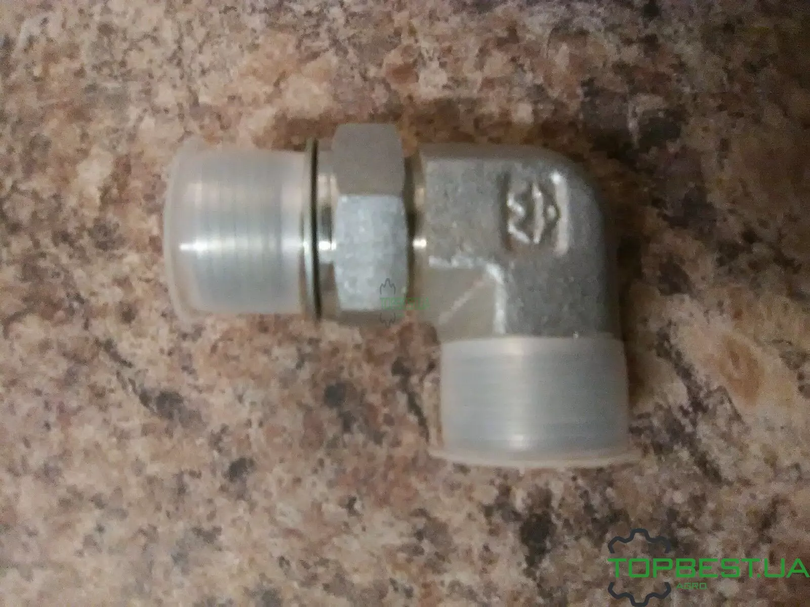 38H5019 Фітінг John Deere