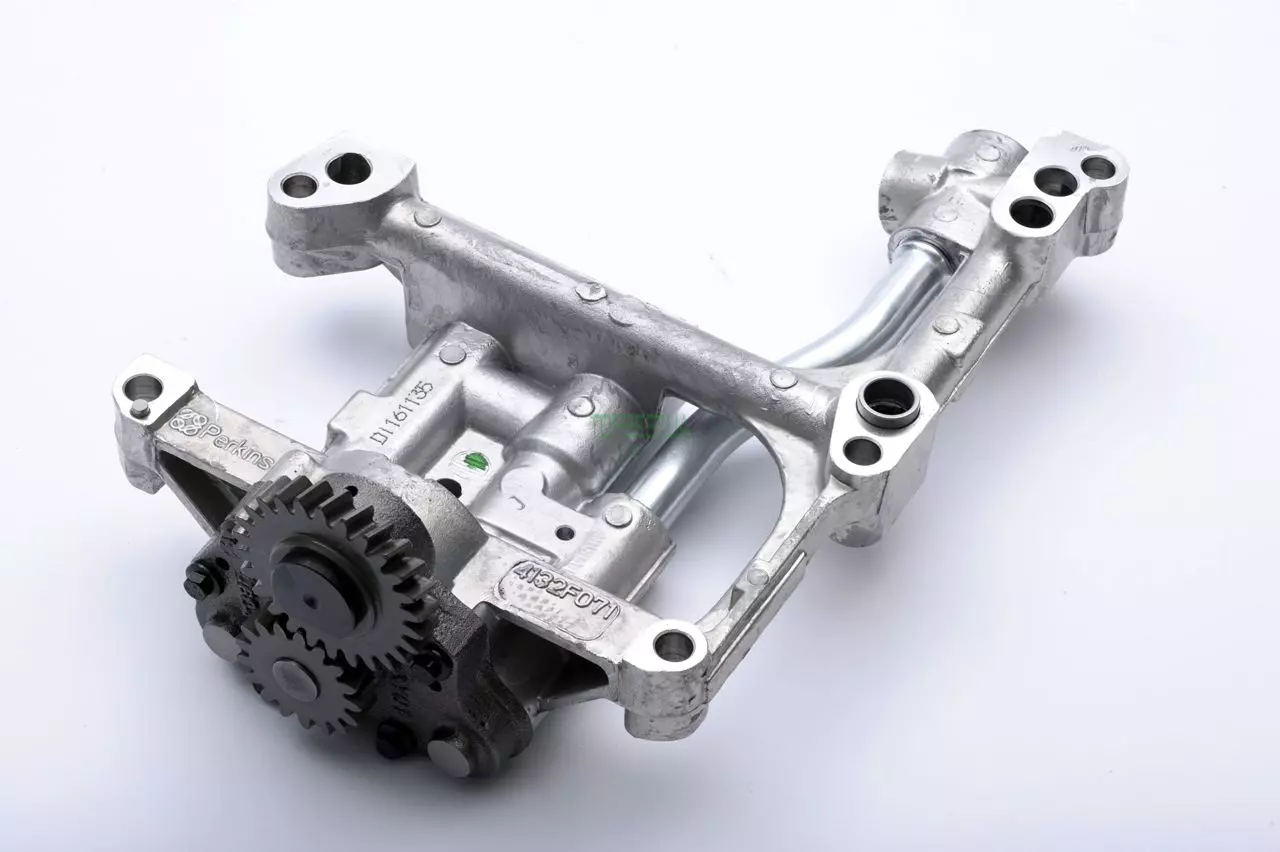 4132F071 Масляний насос Manitou