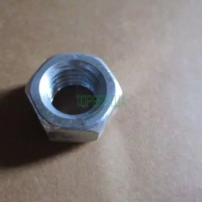 KK015858 Шестигранна гайка M18 Kverneland