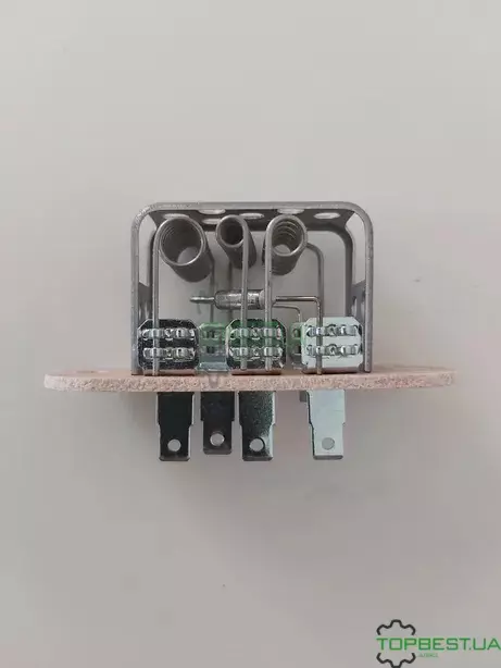 AT456900 Резистор (AT433236)(RE49636)(RE52988) John Deere